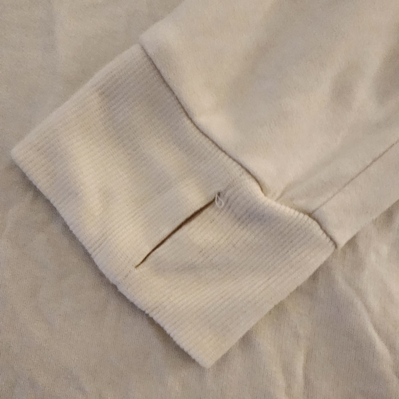 Threads 4 Thought Cream Sweatshirt Size Medium - Picture 3 of 6